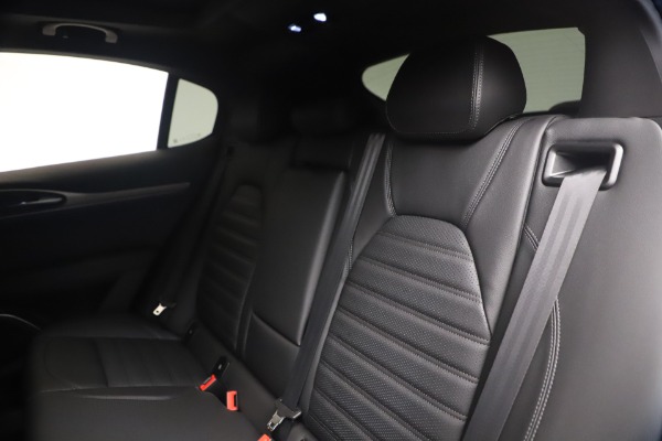 New 2023 Alfa Romeo Stelvio Veloce for sale $60,940 at Alfa Romeo of Greenwich in Greenwich CT 06830 16