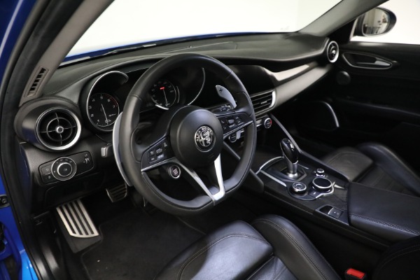 Used 2019 Alfa Romeo Giulia Ti Sport Carbon for sale $34,900 at Alfa Romeo of Greenwich in Greenwich CT 06830 14