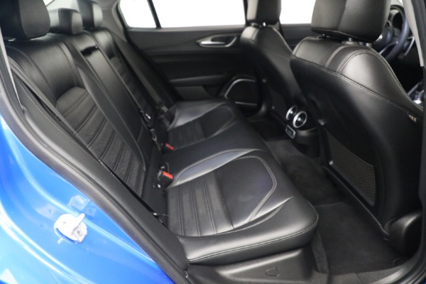 Used 2019 Alfa Romeo Giulia Ti Sport Carbon for sale $34,900 at Alfa Romeo of Greenwich in Greenwich CT 06830 21