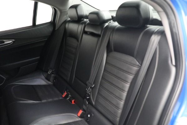 Used 2019 Alfa Romeo Giulia Ti Sport Carbon for sale $34,900 at Alfa Romeo of Greenwich in Greenwich CT 06830 25