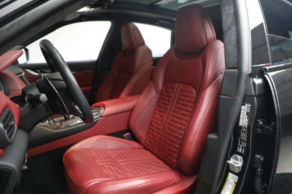 Used 2021 Maserati Levante Trofeo for sale $114,900 at Alfa Romeo of Greenwich in Greenwich CT 06830 16