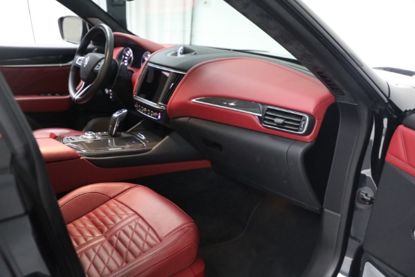 Used 2021 Maserati Levante Trofeo for sale $114,900 at Alfa Romeo of Greenwich in Greenwich CT 06830 18