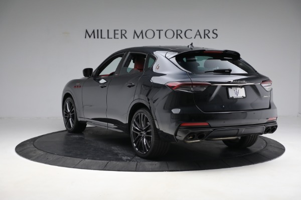 Used 2021 Maserati Levante Trofeo for sale Sold at Alfa Romeo of Greenwich in Greenwich CT 06830 5