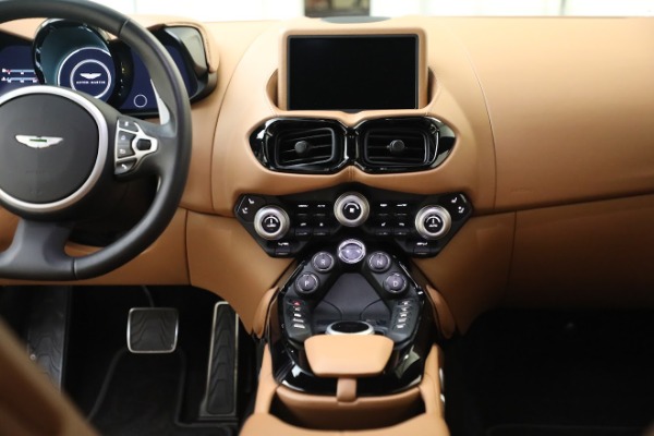 Used 2020 Aston Martin Vantage for sale $119,900 at Alfa Romeo of Greenwich in Greenwich CT 06830 21