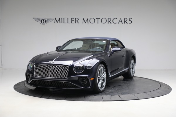 New 2023 Bentley Continental GTC V8 for sale $291,225 at Alfa Romeo of Greenwich in Greenwich CT 06830 14