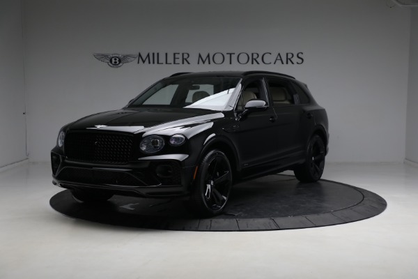 New 2023 Bentley Bentayga EWB Azure V8 for sale $297,600 at Alfa Romeo of Greenwich in Greenwich CT 06830 2