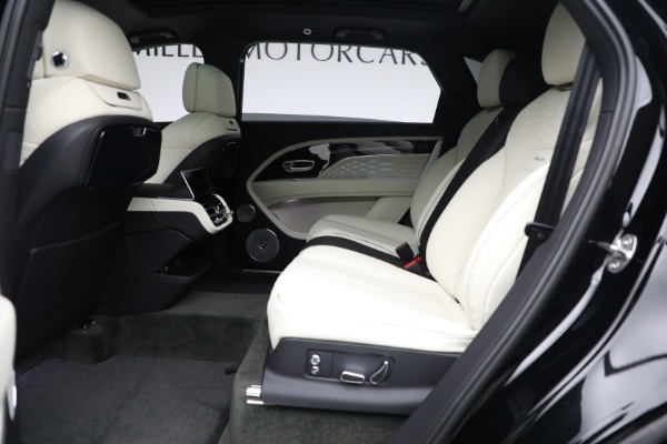 New 2023 Bentley Bentayga EWB Azure V8 for sale $297,600 at Alfa Romeo of Greenwich in Greenwich CT 06830 22