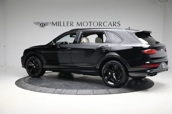 New 2023 Bentley Bentayga EWB Azure V8 for sale $297,600 at Alfa Romeo of Greenwich in Greenwich CT 06830 4