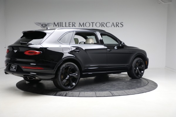 New 2023 Bentley Bentayga EWB Azure V8 for sale $297,600 at Alfa Romeo of Greenwich in Greenwich CT 06830 8
