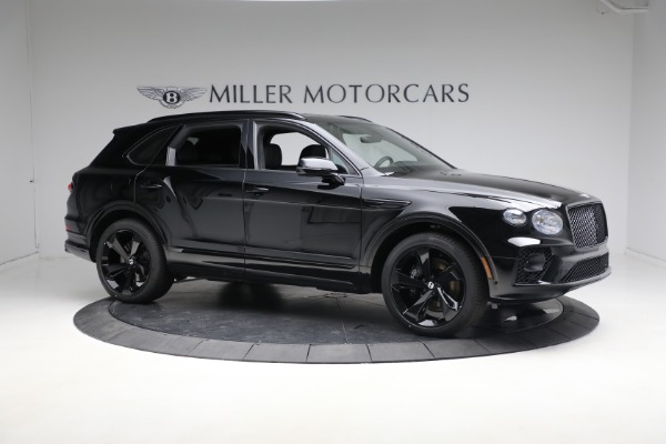 New 2023 Bentley Bentayga V8 for sale $238,470 at Alfa Romeo of Greenwich in Greenwich CT 06830 10