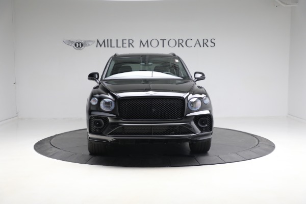 New 2023 Bentley Bentayga V8 for sale $238,470 at Alfa Romeo of Greenwich in Greenwich CT 06830 13