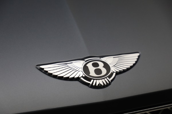 New 2023 Bentley Bentayga V8 for sale $230,170 at Alfa Romeo of Greenwich in Greenwich CT 06830 14