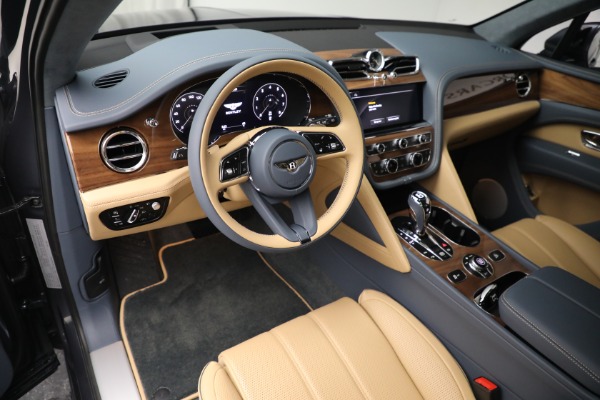 New 2023 Bentley Bentayga V8 for sale $230,170 at Alfa Romeo of Greenwich in Greenwich CT 06830 17