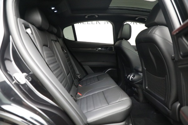 New 2023 Alfa Romeo Stelvio Estrema for sale $63,175 at Alfa Romeo of Greenwich in Greenwich CT 06830 21