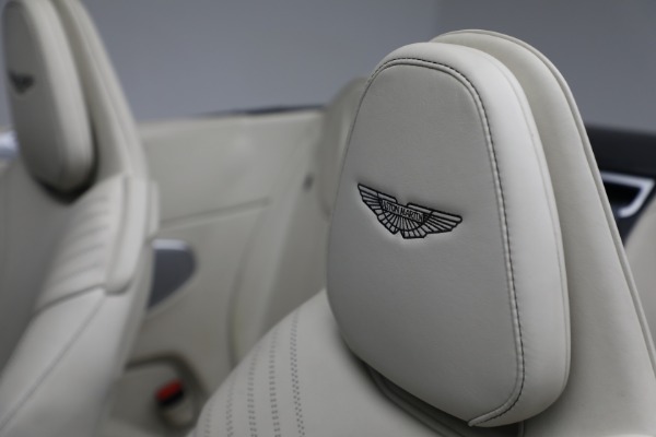 Used 2019 Aston Martin DB11 Volante for sale $145,900 at Alfa Romeo of Greenwich in Greenwich CT 06830 22