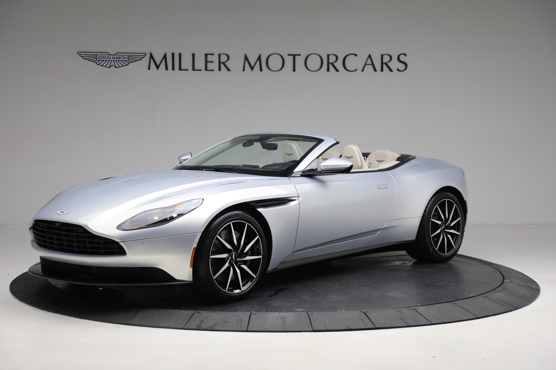 Used 2019 Aston Martin DB11 Volante for sale $145,900 at Alfa Romeo of Greenwich in Greenwich CT 06830 1