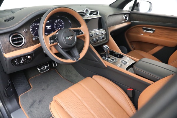New 2023 Bentley Bentayga EWB Azure V8 for sale $274,655 at Alfa Romeo of Greenwich in Greenwich CT 06830 20