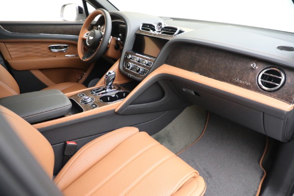 New 2023 Bentley Bentayga EWB Azure V8 for sale $274,655 at Alfa Romeo of Greenwich in Greenwich CT 06830 27