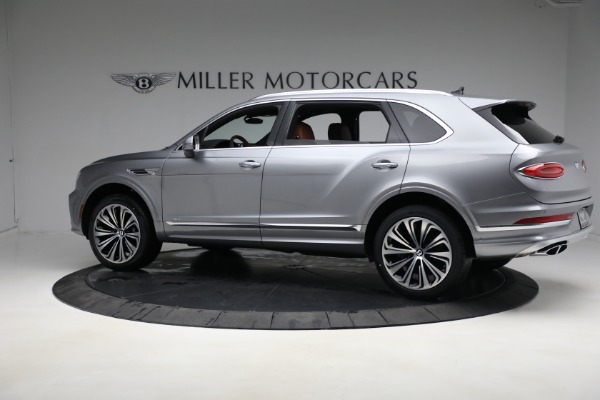 Used 2023 Bentley Bentayga EWB Azure V8 for sale $196,900 at Alfa Romeo of Greenwich in Greenwich CT 06830 4