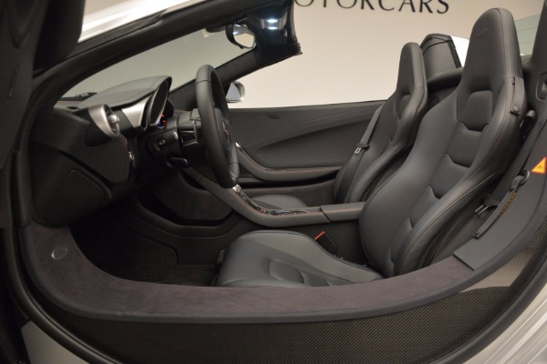 Used 2014 McLaren MP4-12C Spider for sale Sold at Alfa Romeo of Greenwich in Greenwich CT 06830 23