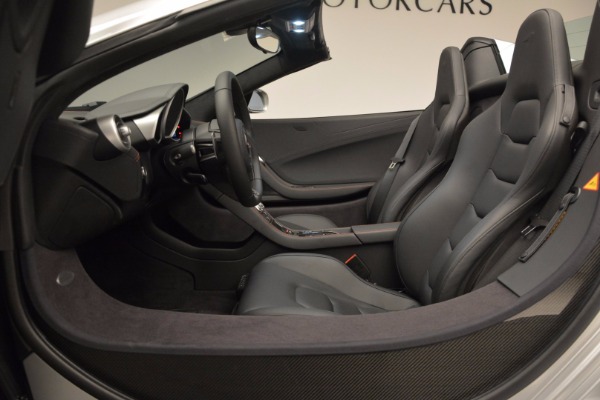 Used 2014 McLaren MP4-12C Spider for sale Sold at Alfa Romeo of Greenwich in Greenwich CT 06830 23