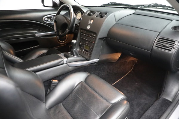 Used 2005 Aston Martin V12 Vanquish S for sale $199,900 at Alfa Romeo of Greenwich in Greenwich CT 06830 24
