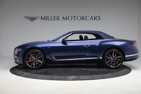 New 2023 Bentley Continental GTC Azure V8 for sale $334,475 at Alfa Romeo of Greenwich in Greenwich CT 06830 17