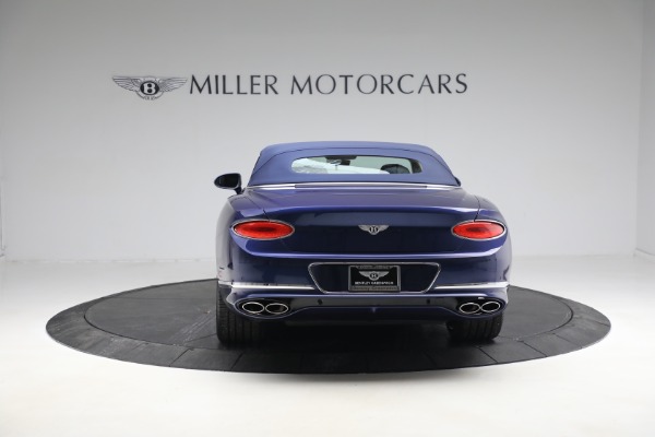 New 2023 Bentley Continental GTC Azure V8 for sale $334,475 at Alfa Romeo of Greenwich in Greenwich CT 06830 19