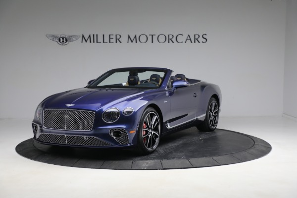 New 2023 Bentley Continental GTC Azure V8 for sale $334,475 at Alfa Romeo of Greenwich in Greenwich CT 06830 2