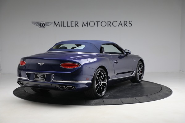 New 2023 Bentley Continental GTC Azure V8 for sale $334,475 at Alfa Romeo of Greenwich in Greenwich CT 06830 21