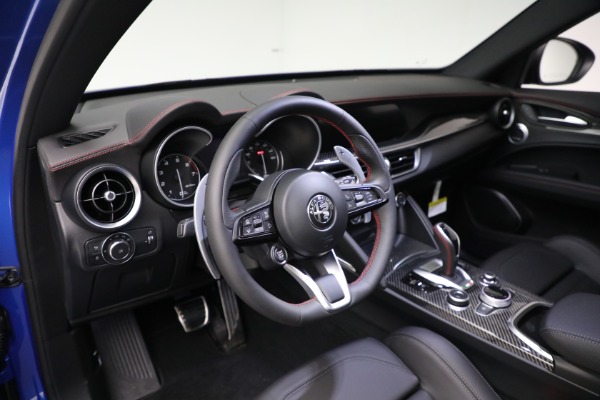 New 2023 Alfa Romeo Stelvio Estrema for sale $63,625 at Alfa Romeo of Greenwich in Greenwich CT 06830 14