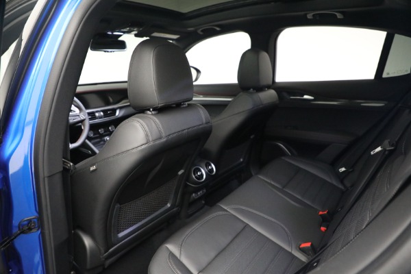 New 2023 Alfa Romeo Stelvio Estrema for sale $63,625 at Alfa Romeo of Greenwich in Greenwich CT 06830 24