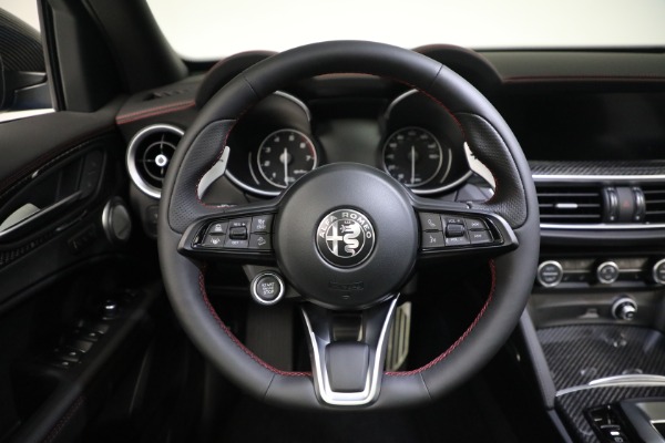 New 2023 Alfa Romeo Stelvio Estrema for sale $63,625 at Alfa Romeo of Greenwich in Greenwich CT 06830 27