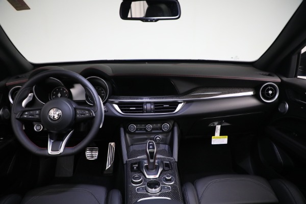 New 2023 Alfa Romeo Stelvio Estrema for sale $63,625 at Alfa Romeo of Greenwich in Greenwich CT 06830 28