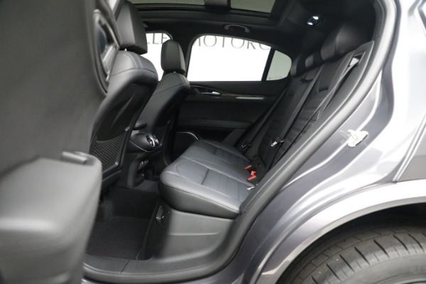 New 2023 Alfa Romeo Stelvio Quadrifoglio for sale $79,900 at Alfa Romeo of Greenwich in Greenwich CT 06830 20