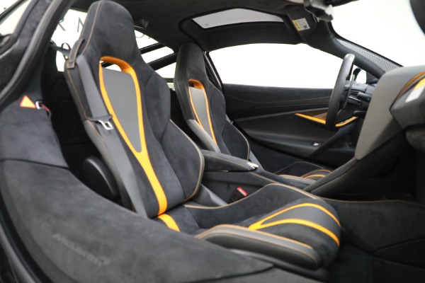 Used 2018 McLaren 720S Performance for sale $289,900 at Alfa Romeo of Greenwich in Greenwich CT 06830 23