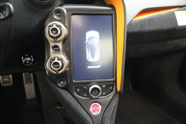 Used 2018 McLaren 720S Performance for sale $289,900 at Alfa Romeo of Greenwich in Greenwich CT 06830 27