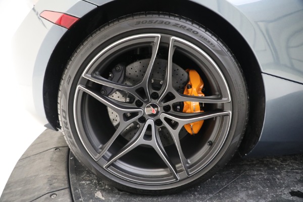 Used 2018 McLaren 720S Performance for sale $289,900 at Alfa Romeo of Greenwich in Greenwich CT 06830 28