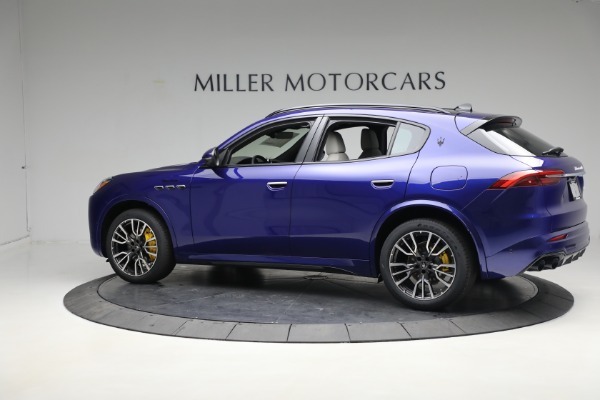 New 2023 Maserati Grecale Modena for sale $71,384 at Alfa Romeo of Greenwich in Greenwich CT 06830 4