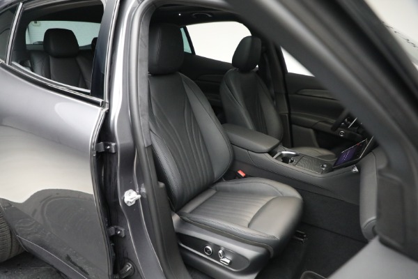 New 2023 Maserati Grecale Modena for sale $76,195 at Alfa Romeo of Greenwich in Greenwich CT 06830 18