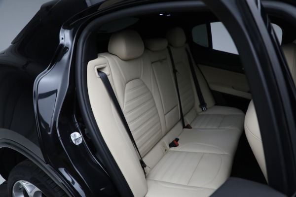 New 2023 Alfa Romeo Stelvio Ti Lusso for sale $59,275 at Alfa Romeo of Greenwich in Greenwich CT 06830 20