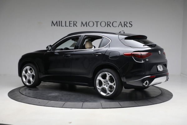 New 2023 Alfa Romeo Stelvio Ti Lusso for sale $59,275 at Alfa Romeo of Greenwich in Greenwich CT 06830 4