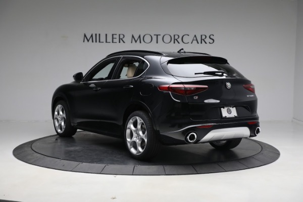 New 2023 Alfa Romeo Stelvio Ti Lusso for sale $59,275 at Alfa Romeo of Greenwich in Greenwich CT 06830 5