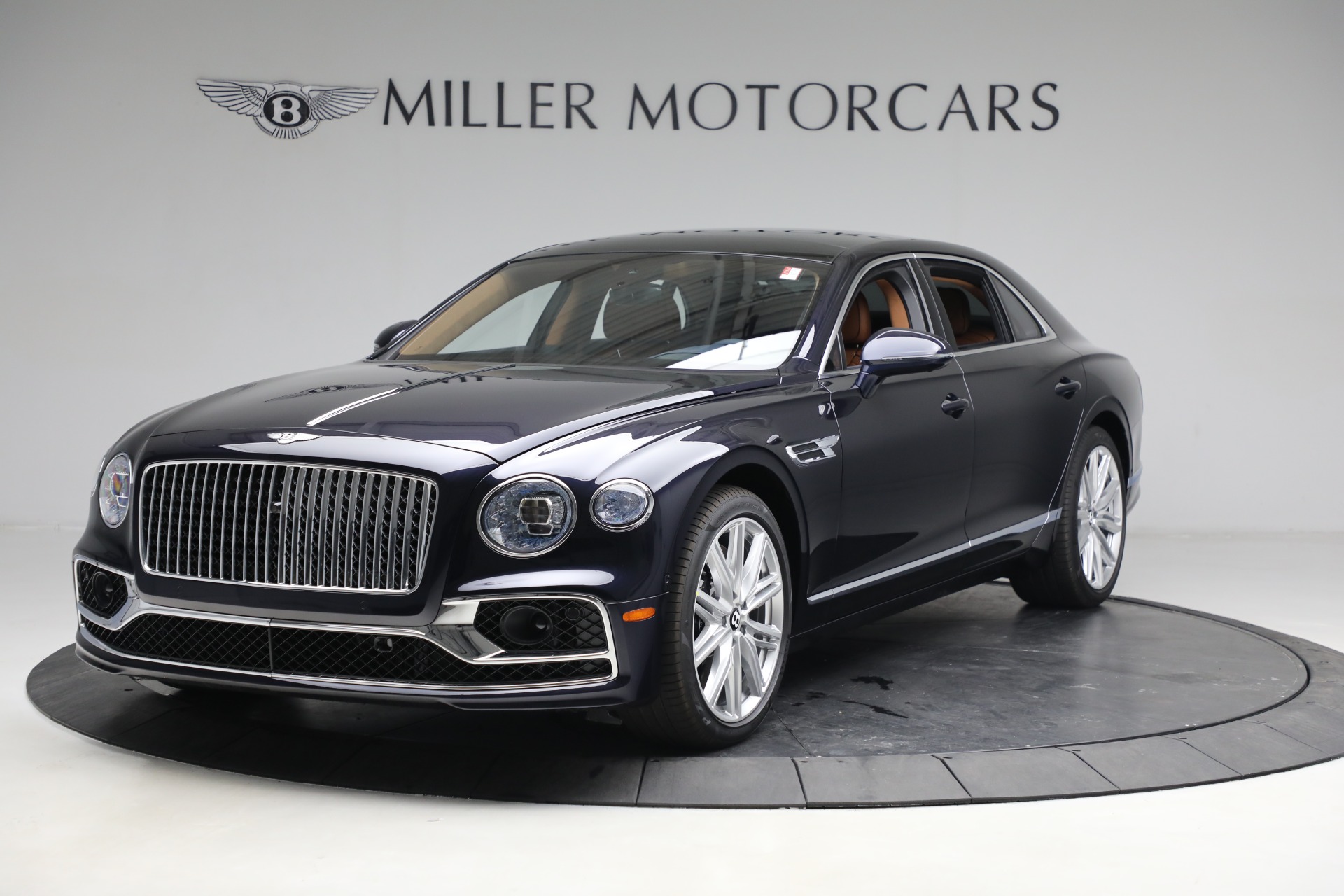 New 2023 Bentley Flying Spur V8 for sale $239,555 at Alfa Romeo of Greenwich in Greenwich CT 06830 1