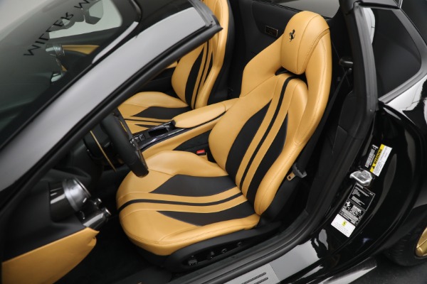 Used 2022 Ferrari 812 GTS for sale $769,900 at Alfa Romeo of Greenwich in Greenwich CT 06830 21
