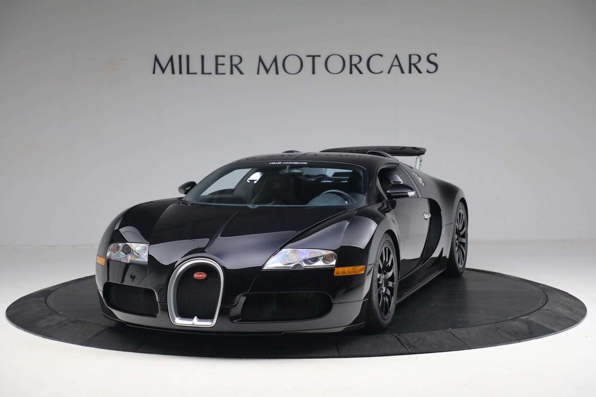 Used 2008 Bugatti Veyron 16.4 for sale Call for price at Alfa Romeo of Greenwich in Greenwich CT 06830 1