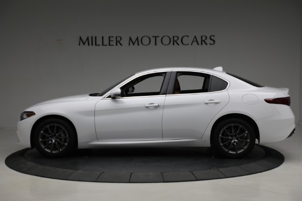 Used 2019 Alfa Romeo Giulia for sale Sold at Alfa Romeo of Greenwich in Greenwich CT 06830 3