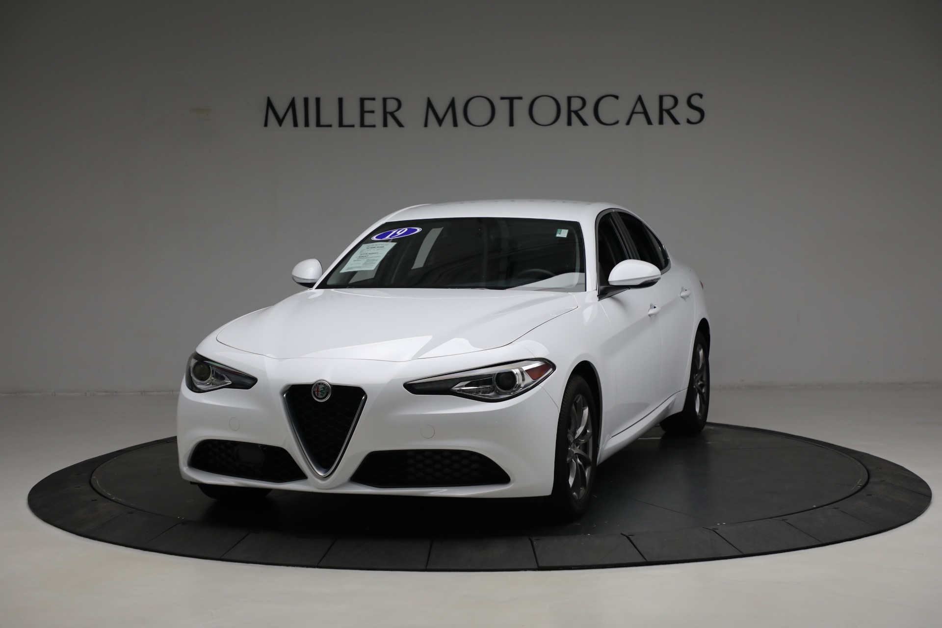 Used 2019 Alfa Romeo Giulia for sale $27,900 at Alfa Romeo of Greenwich in Greenwich CT 06830 1