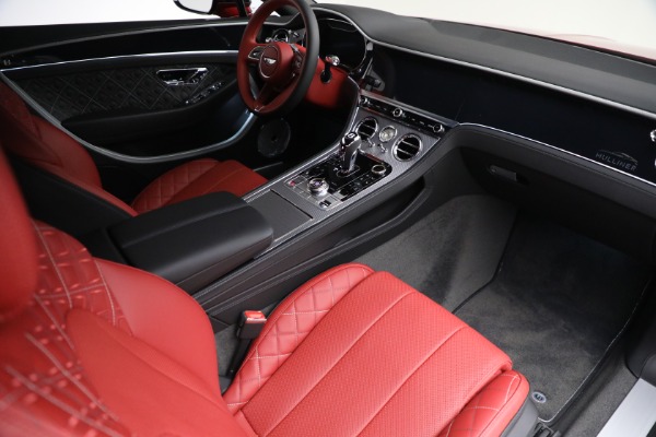 Used 2022 Bentley Continental Mulliner for sale $269,800 at Alfa Romeo of Greenwich in Greenwich CT 06830 27