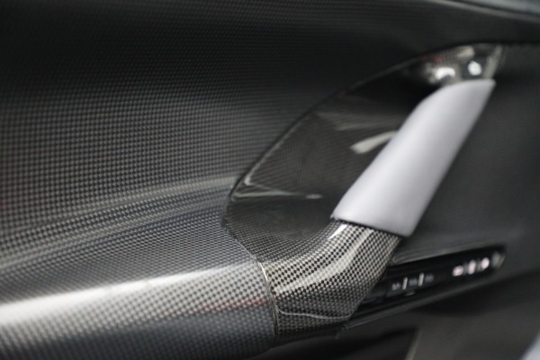Used 2022 Ferrari SF90 Stradale for sale $739,900 at Alfa Romeo of Greenwich in Greenwich CT 06830 21